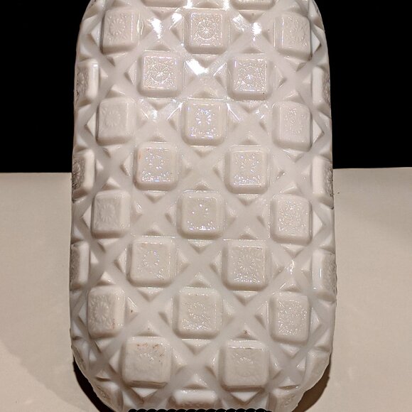 Westmoreland “Old Quilt” Milk Glass Relish Tray - Picture 3 of 7